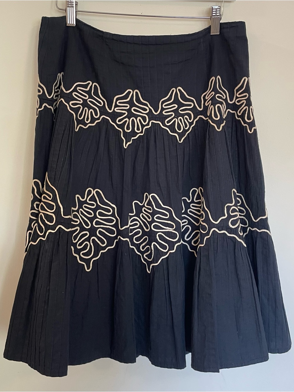 Nanette Lepore Black Circle Skirt with Cream Embroidered Motif